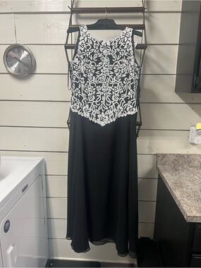 Chadwicks Black and White Beaded Bodice Evening Dress